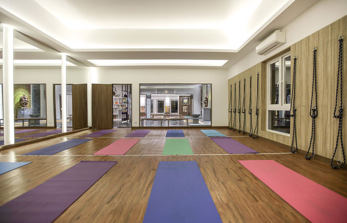136 1 Yoga Studio