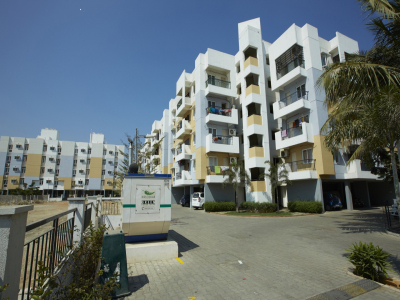 Navins Jayaram Gardens