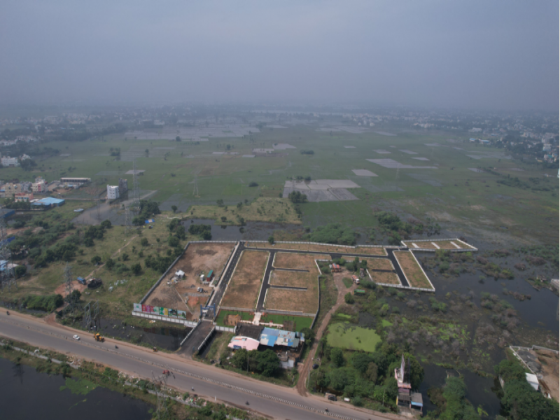 Isha Lake Front