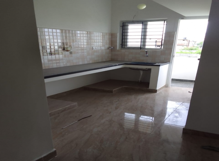 935 Sq.Ft, 2 BHK Flats for sale in Tambaram West