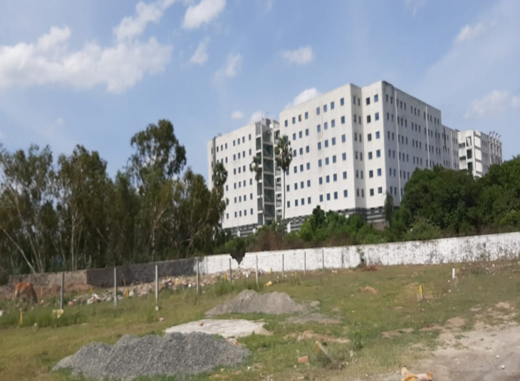 1007 Sq.Ft, Land for sale in Navalur