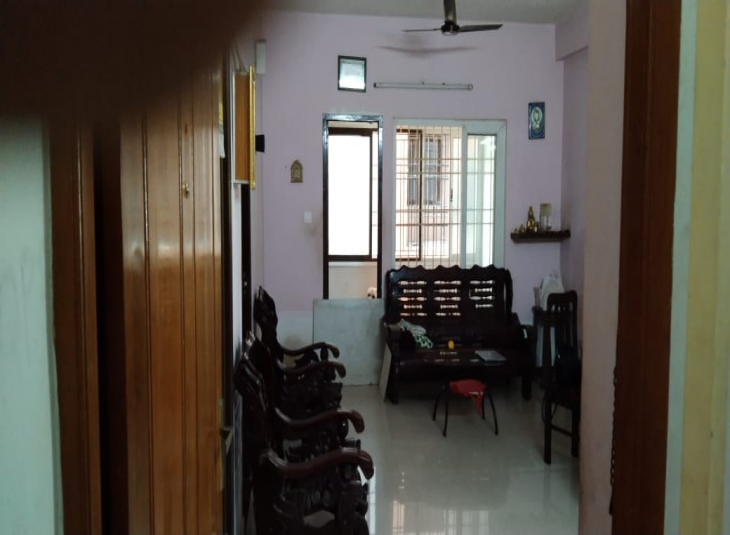 1400 Sq.Ft, 3 BHK Flats for sale in Karapakkam