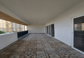 4 BHK flat for sale in Padur