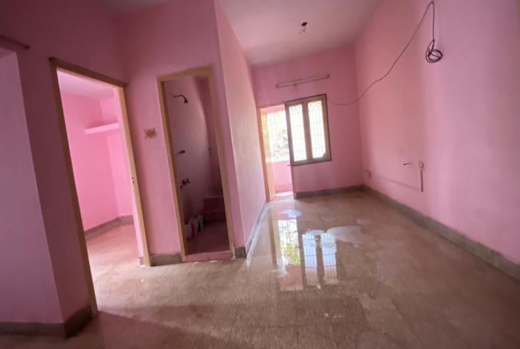 600 Sq.Ft, 1 BHK Flats for sale in Valasaravakkam