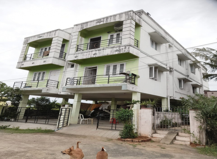 806 Sq.Ft, 2 BHK Flats for sale in Guduvanchery