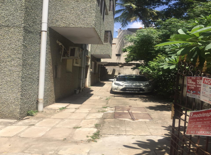 960 Sq.Ft, 2 BHK Flats for sale in Anna Nagar East