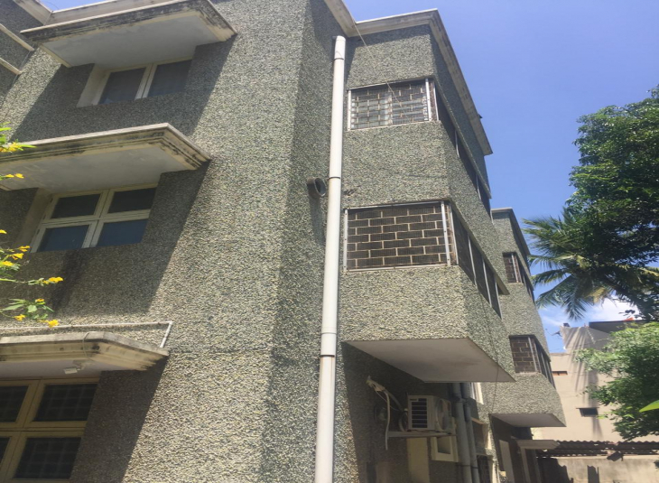 960 Sq.Ft, 2 BHK Flats for sale in Anna Nagar East