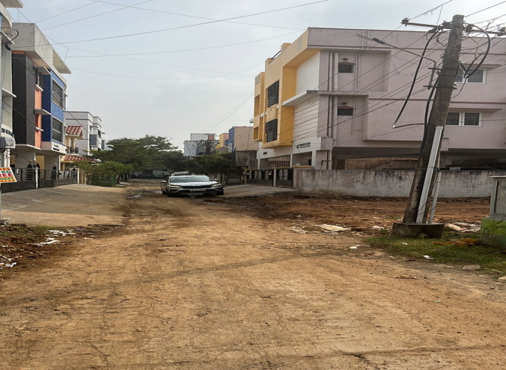 2520 Sq.Ft, Land for sale in Medavakkam