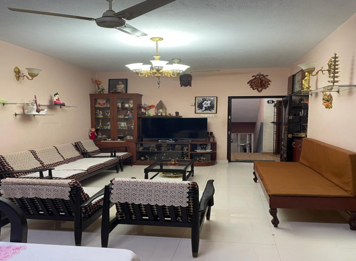 1260 Sq.Ft, 3 BHK Flats for sale in Arumbakkam