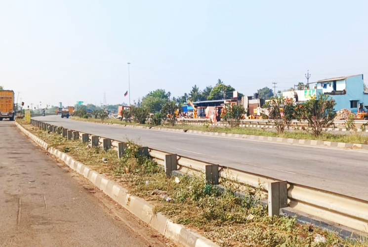 15900 Sq.Ft, Commercial Land for sale in Padianallur