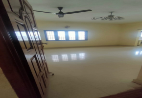 2 BHK flat for sale in Polichalur