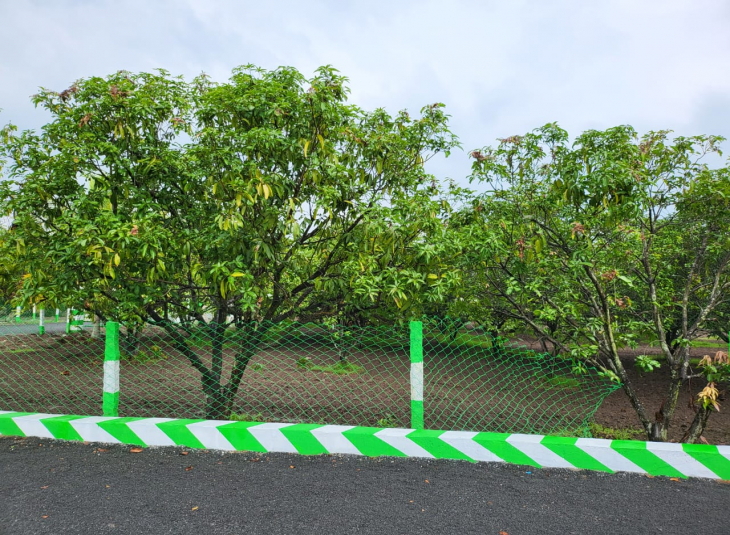 10000 Sq.Ft, Agricultural farm land for sale in GST Road