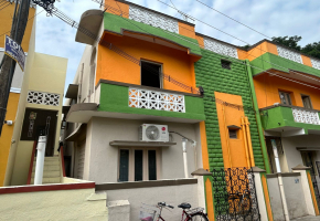 8 BHK flat for sale in Porur