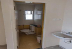 2 BHK flat for sale in Singaperumal Koil