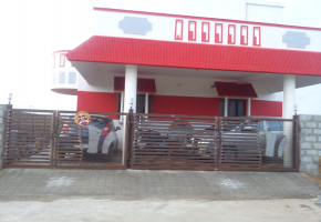 4 BHK House for sale in Thalambur