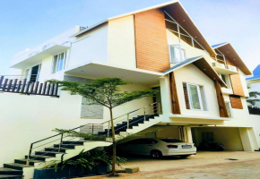 4 BHK House for sale in Neelankarai