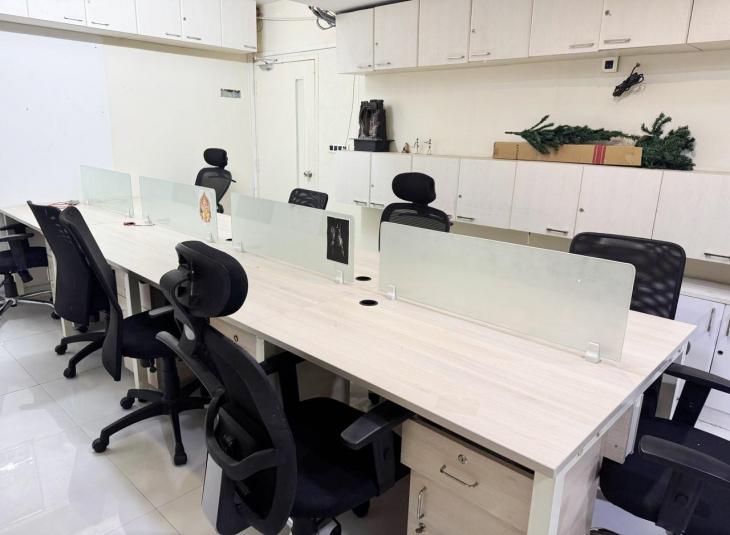 2500 Sq.Ft,  Co Working Space