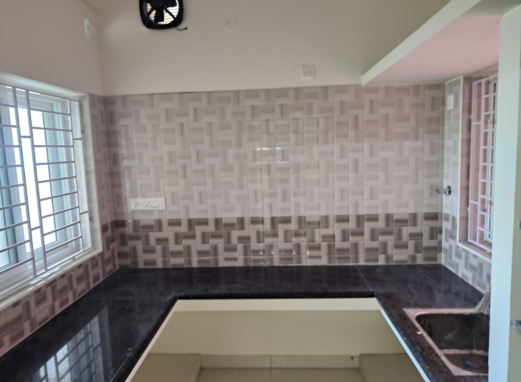 600 Sq.Ft,  Co-living Spaces