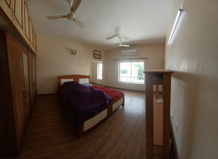 3373 Sq.Ft, 3 BHK Residential Apartment