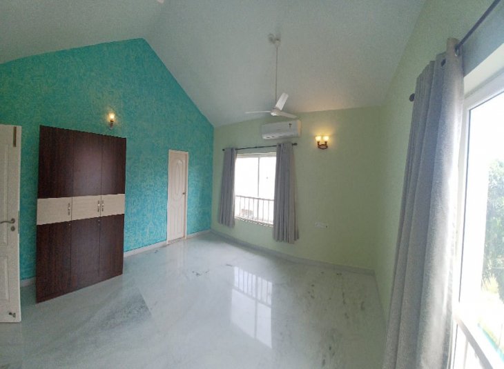 3373 Sq.Ft, 3 BHK Residential Apartment