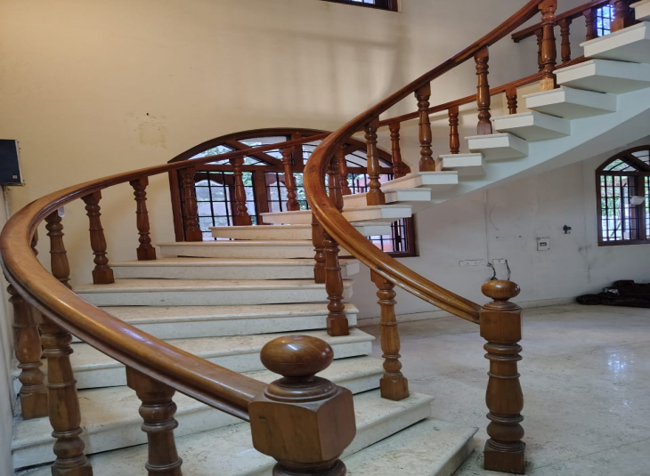 6000 Sq.Ft, 5 BHK Independent House / Villa
