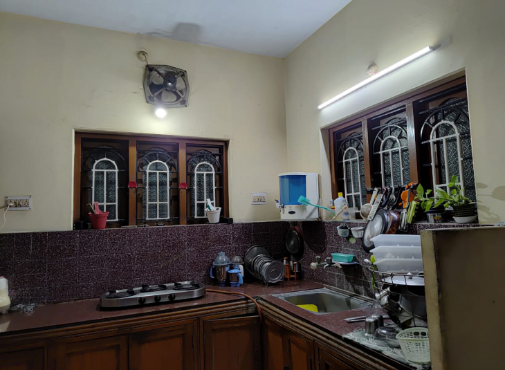 1000 Sq.Ft,  Commercial Office / Space