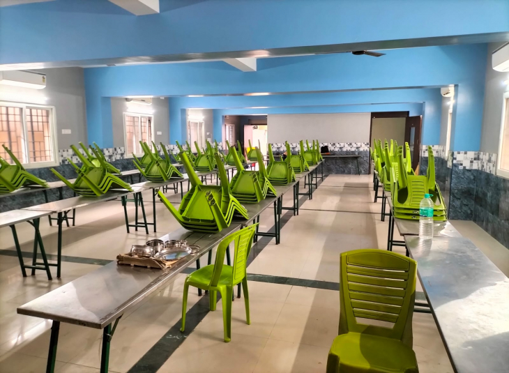 3000 Sq.Ft,  Commercial Showrooms