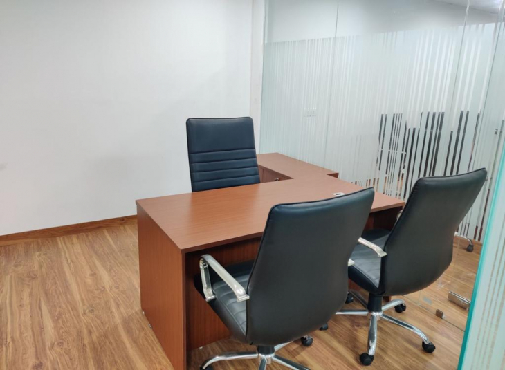 10000 Sq.Ft,  Commercial Office / Space
