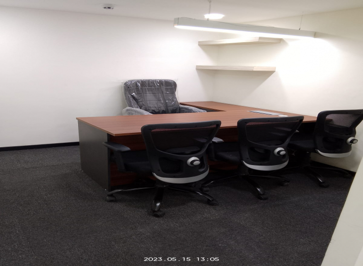 1500 Sq.Ft,  Commercial Office / Space